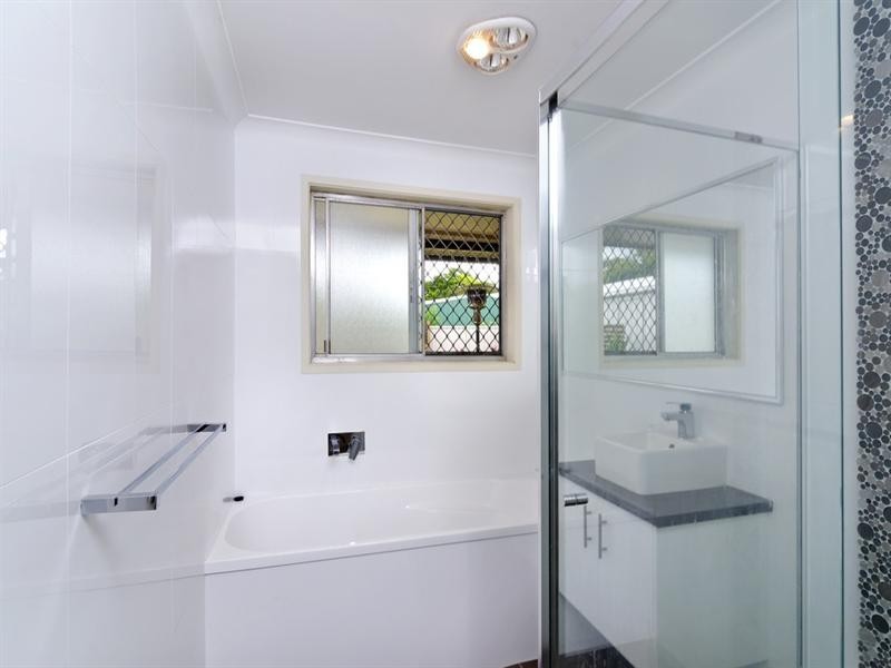 197 Mallawa Drive, Palm Beach QLD 4221