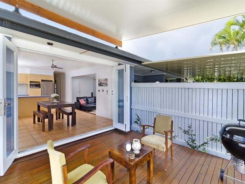 1/7 Craft Court, Miami QLD 4220