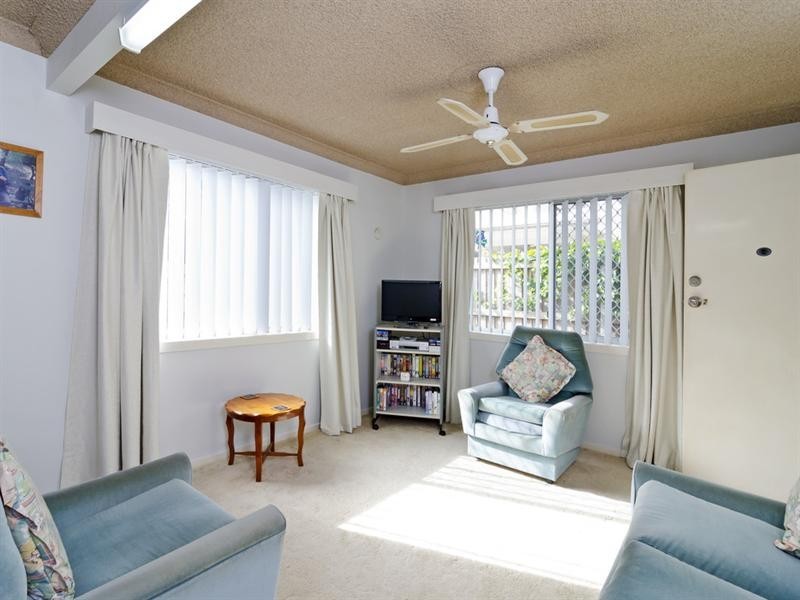 2/35 Atkin Street, Tugun QLD 4224