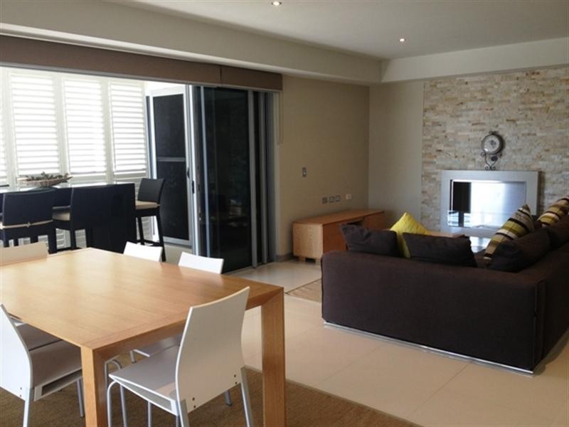 1/319 Golden Four Drive, Tugun QLD 4224