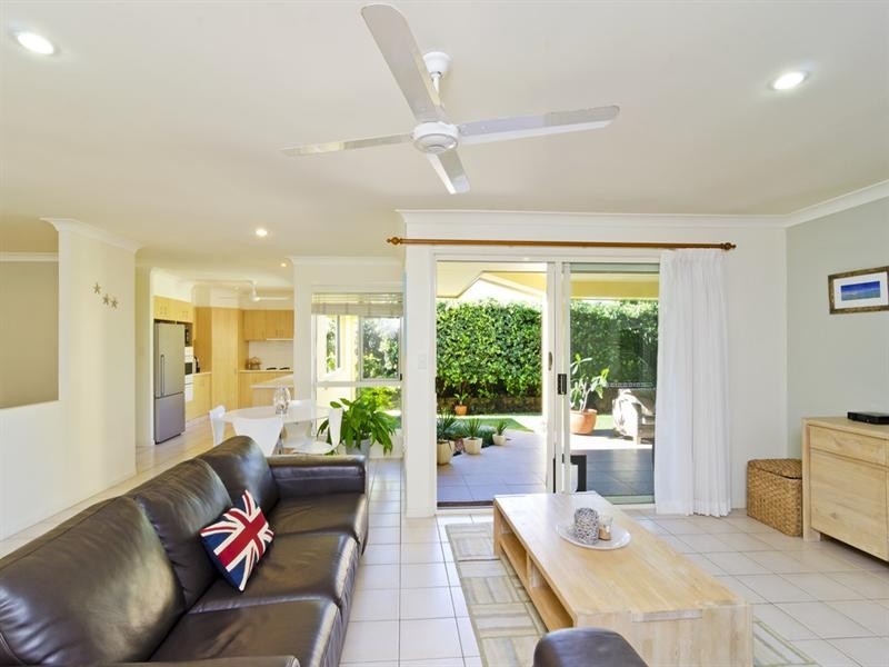 56 Kitchener Street, Tugun QLD 4224