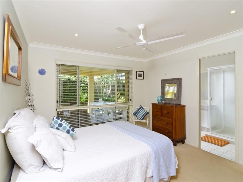 56 Kitchener Street, Tugun QLD 4224