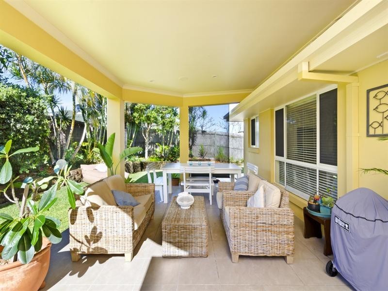 56 Kitchener Street, Tugun QLD 4224