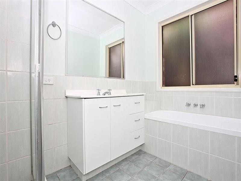 10 Leopard Avenue, Elanora QLD 4221