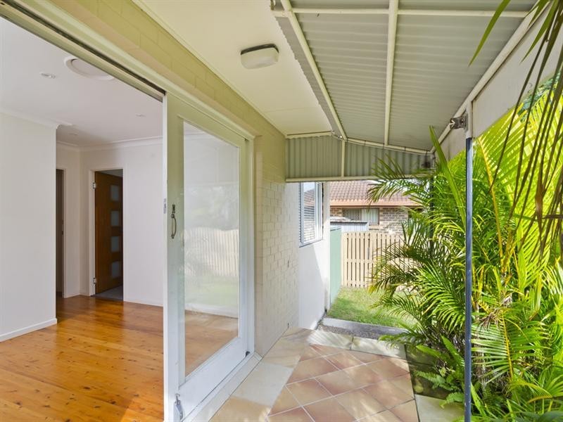 52 Palm Beach Avenue, Palm Beach QLD 4221