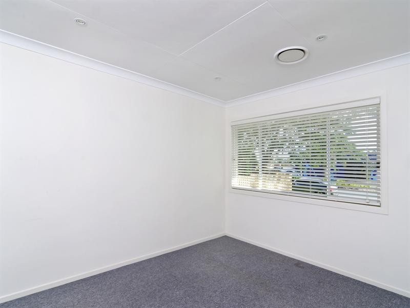 52 Palm Beach Avenue, Palm Beach QLD 4221