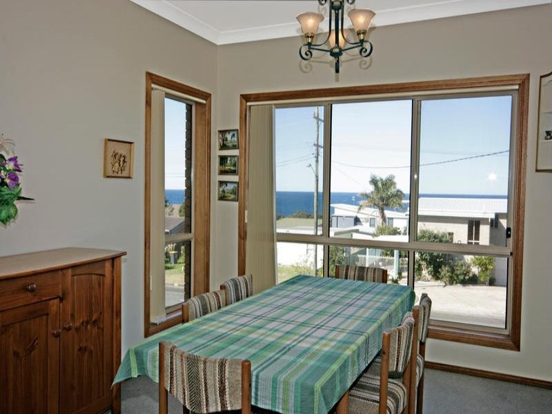 25 Highview Drive, Dolphin Point NSW 2539