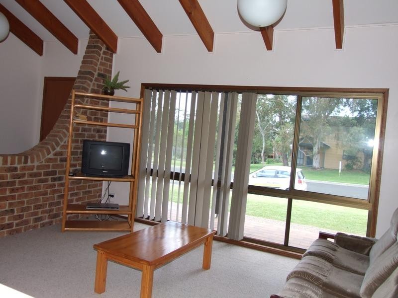 47 Clissold Street, Mollymook NSW 2539