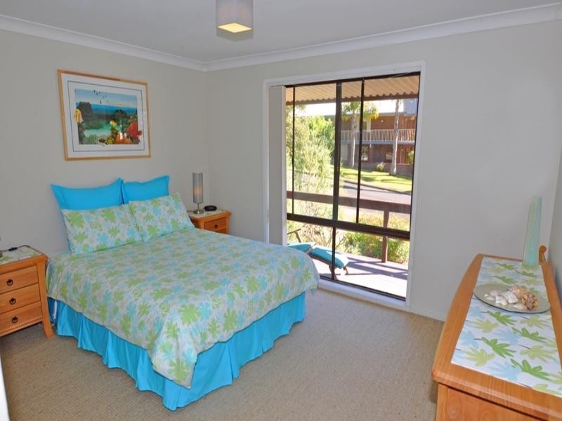 1 Woodglen Close, Mollymook NSW 2539