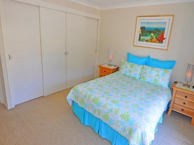 1 Woodglen Close, Mollymook NSW 2539