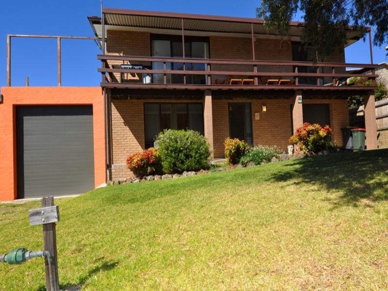 1 Woodglen Close, Mollymook NSW 2539