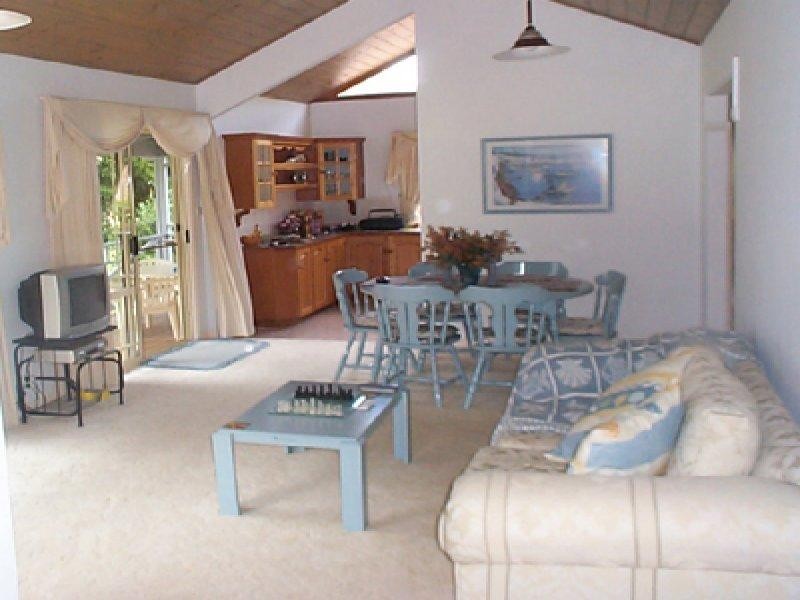 5 Parkland Drive, Kings Point NSW 2539