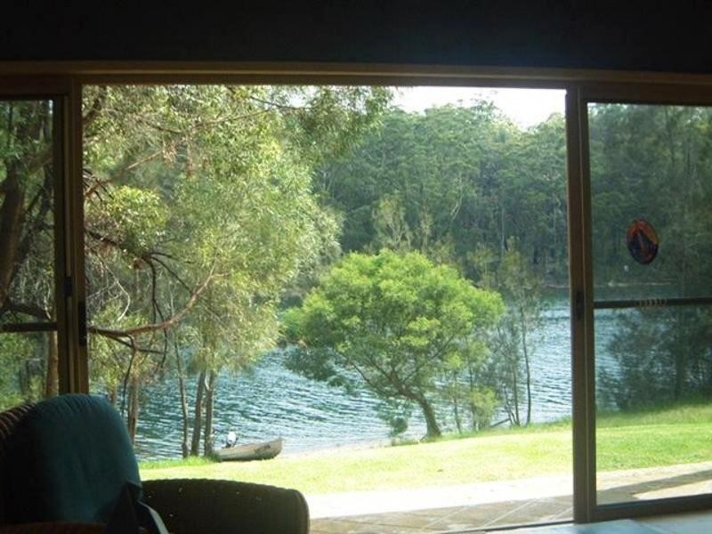 1 Sandra Place, Lake Conjola NSW 2539