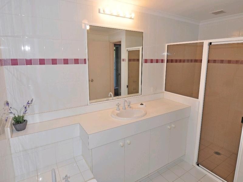 2/1a Mitchell Parade, Mollymook NSW 2539