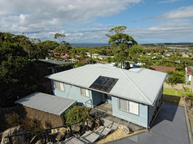 11 Canberra Crescent, Burrill Lake NSW 2539