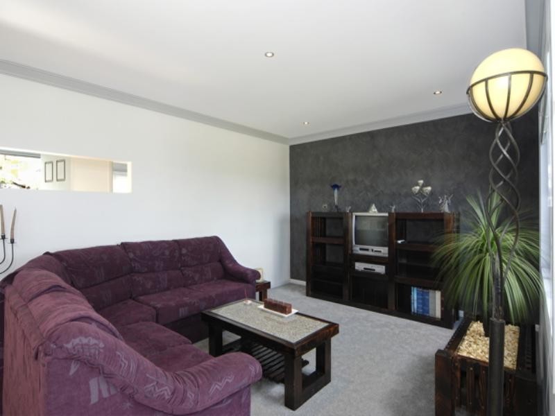 11 Canberra Crescent, Burrill Lake NSW 2539