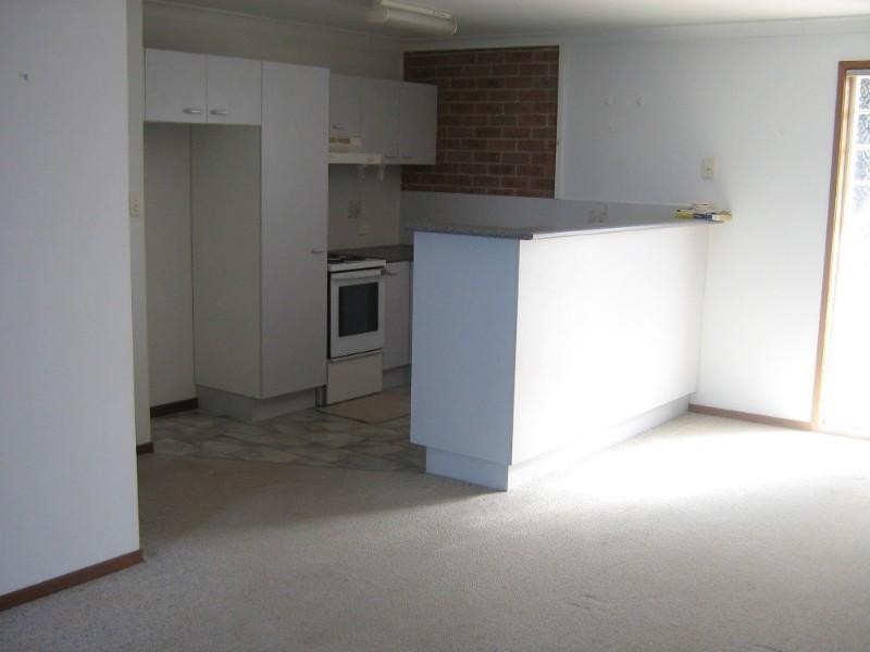 2/14 Garside Road, Mollymook NSW 2539