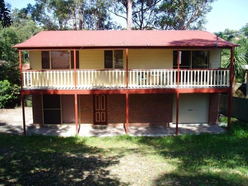 90 Ross Avenue, Narrawallee NSW 2539