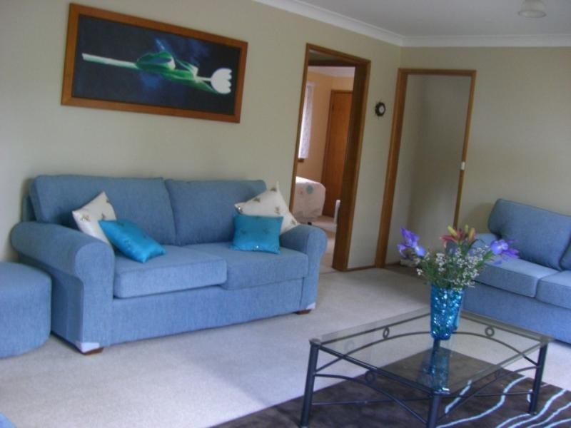 64 Ross Avenue, Narrawallee NSW 2539