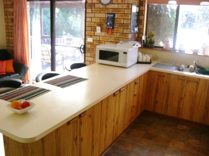 64 Ross Avenue, Narrawallee NSW 2539