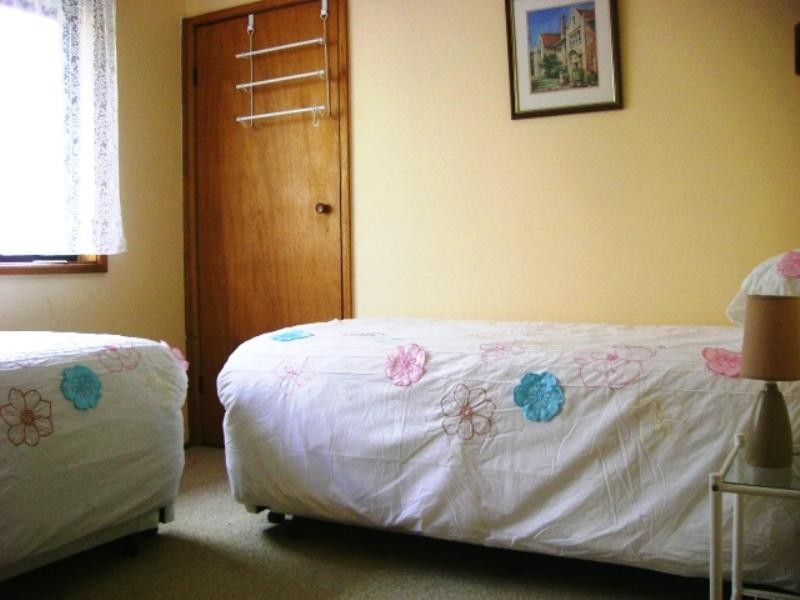 64 Ross Avenue, Narrawallee NSW 2539