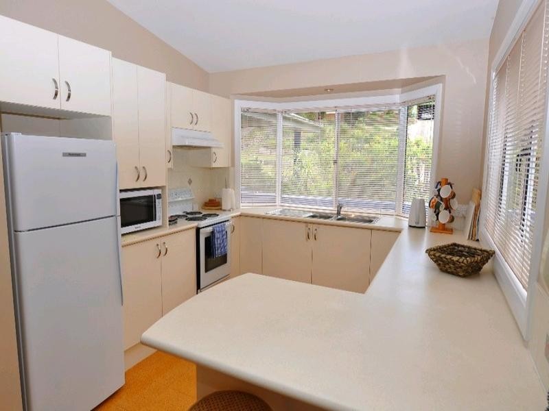 33 Linden Way, Mollymook NSW 2539