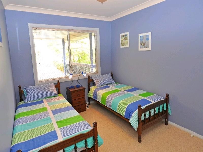 33 Linden Way, Mollymook NSW 2539