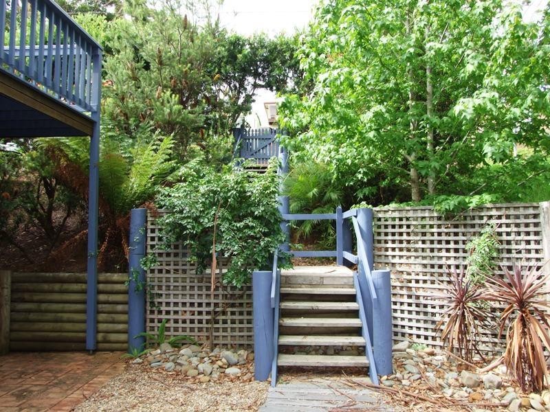 33 Linden Way, Mollymook NSW 2539
