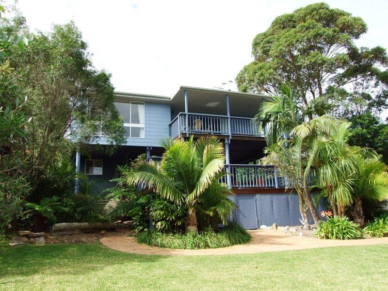 33 Linden Way, Mollymook NSW 2539