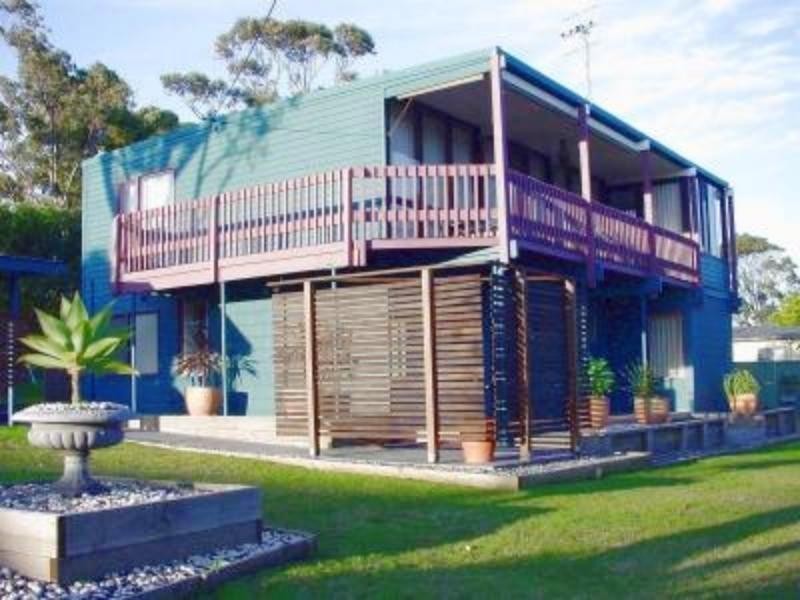 74 Lockhart Avenue, Mollymook NSW 2539