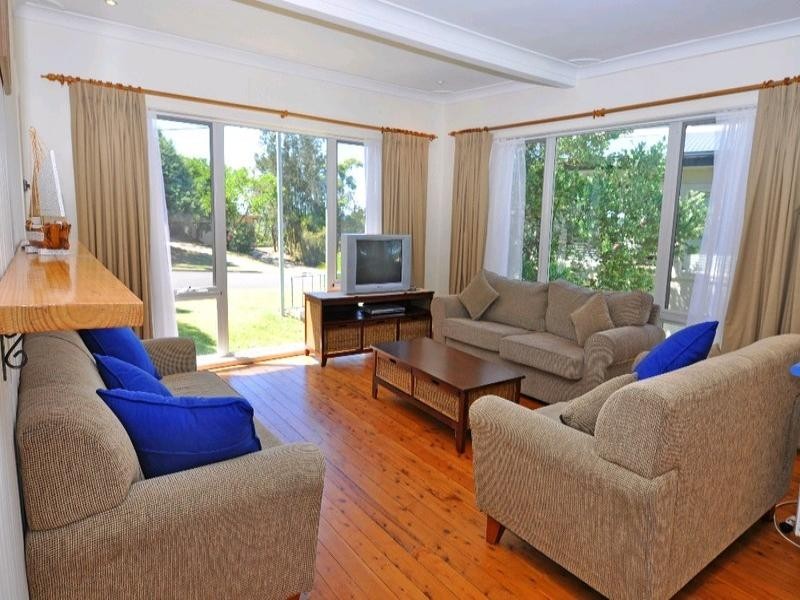 117 Mitchell Parade, Mollymook NSW 2539