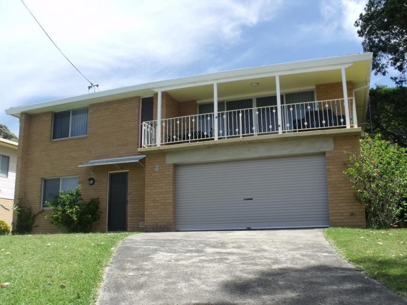 3 Booth Avenue, Narrawallee NSW 2539