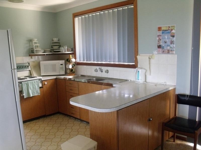 3 Booth Avenue, Narrawallee NSW 2539