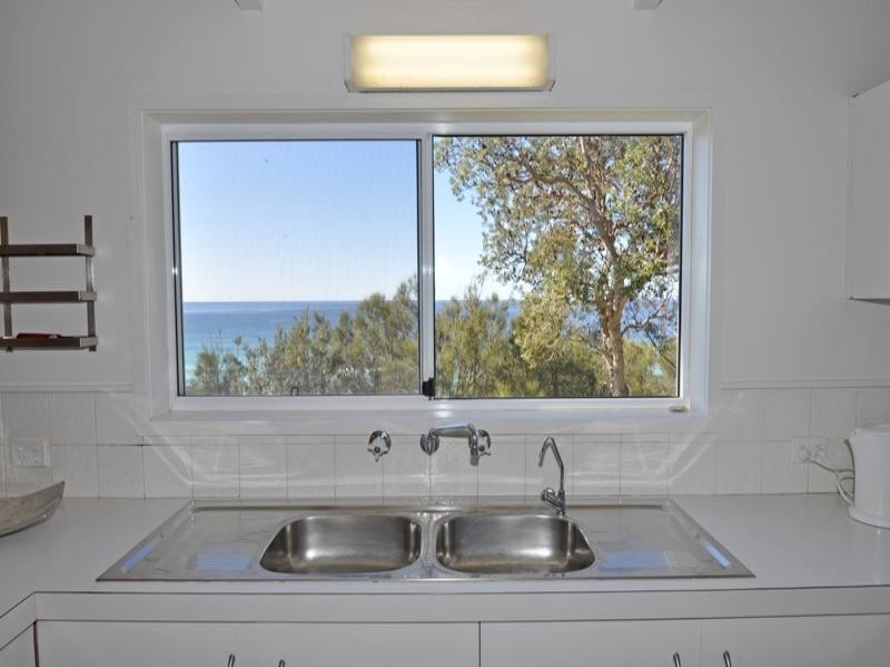 34 Donlan Road, Mollymook NSW 2539