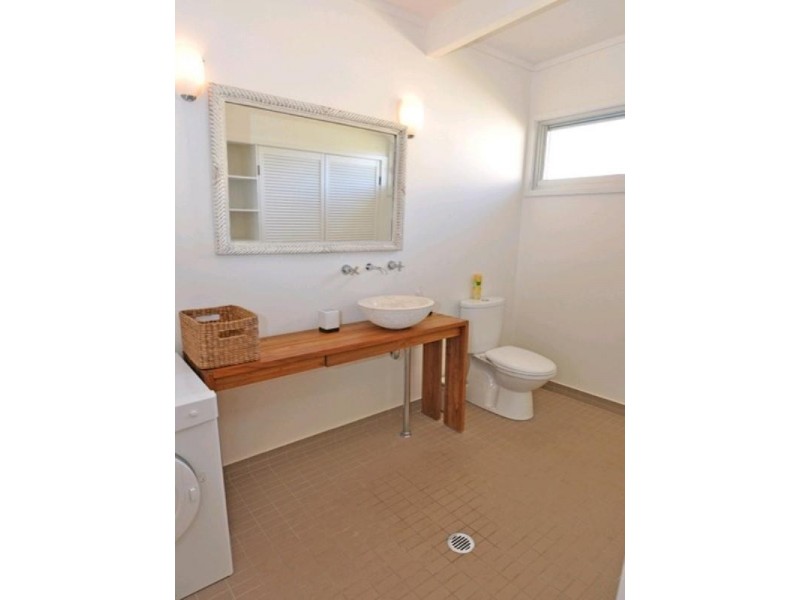 34 Donlan Road, Mollymook NSW 2539