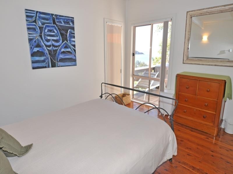 34 Donlan Road, Mollymook NSW 2539