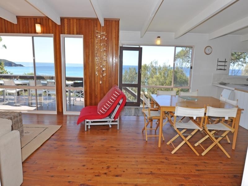 34 Donlan Road, Mollymook NSW 2539