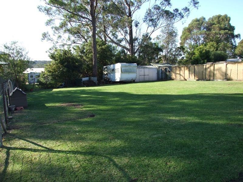 11 Spink Avenue, Lake Conjola NSW 2539