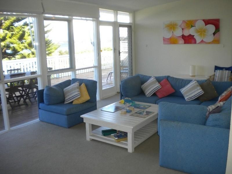 90 Mitchell Parade, Mollymook NSW 2539