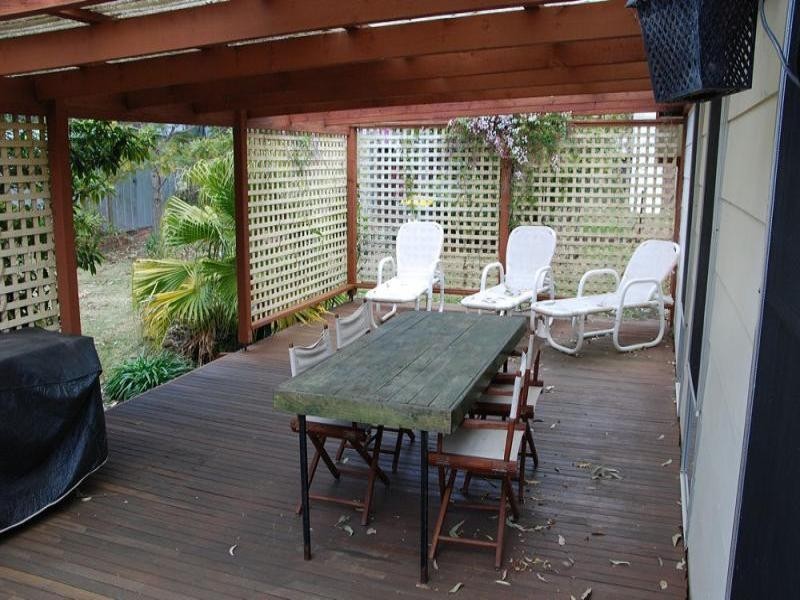 42 Lockhart Avenue, Mollymook NSW 2539