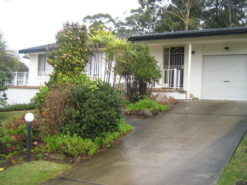 23 Treetops Crescent, Mollymook NSW 2539