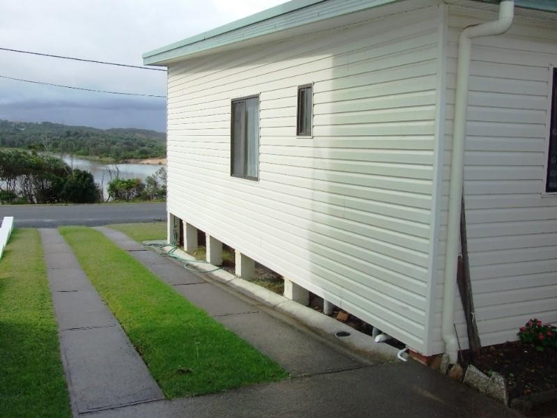 9 Seaside Parade, Dolphin Point NSW 2539