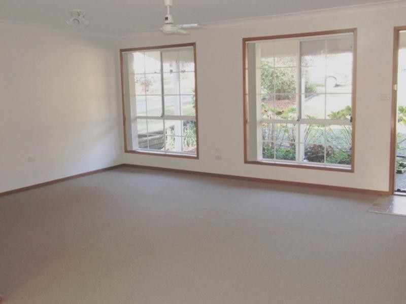 10 Wyoming Avenue, Burrill Lake NSW 2539