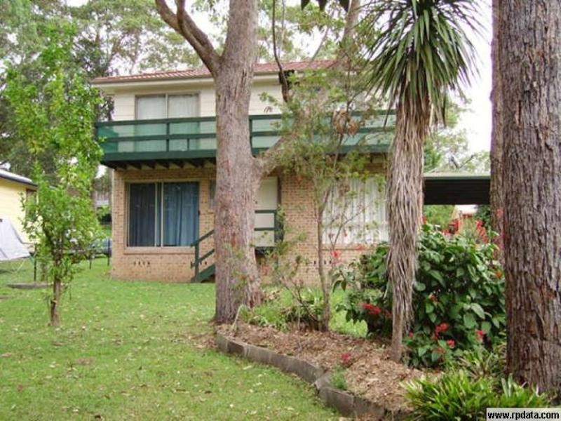 42 Wattle Street, Fishermans Paradise NSW 2539