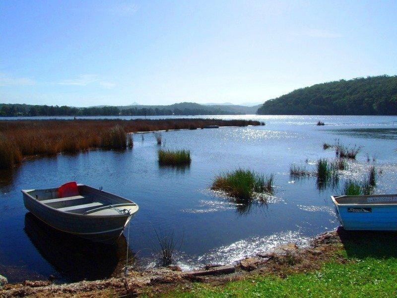 54 McDonald Parade, Burrill Lake NSW 2539