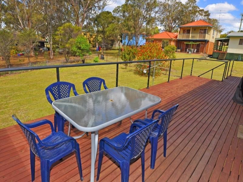 76 Carroll Avenue, Mollymook NSW 2539