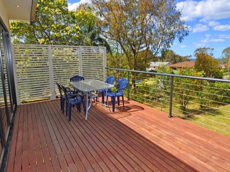 76 Carroll Avenue, Mollymook NSW 2539