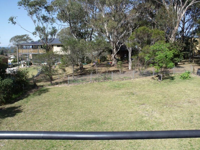 76 Carroll Avenue, Mollymook NSW 2539