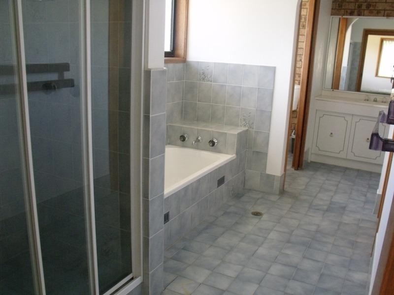 1/14 Davies Street, Mollymook NSW 2539