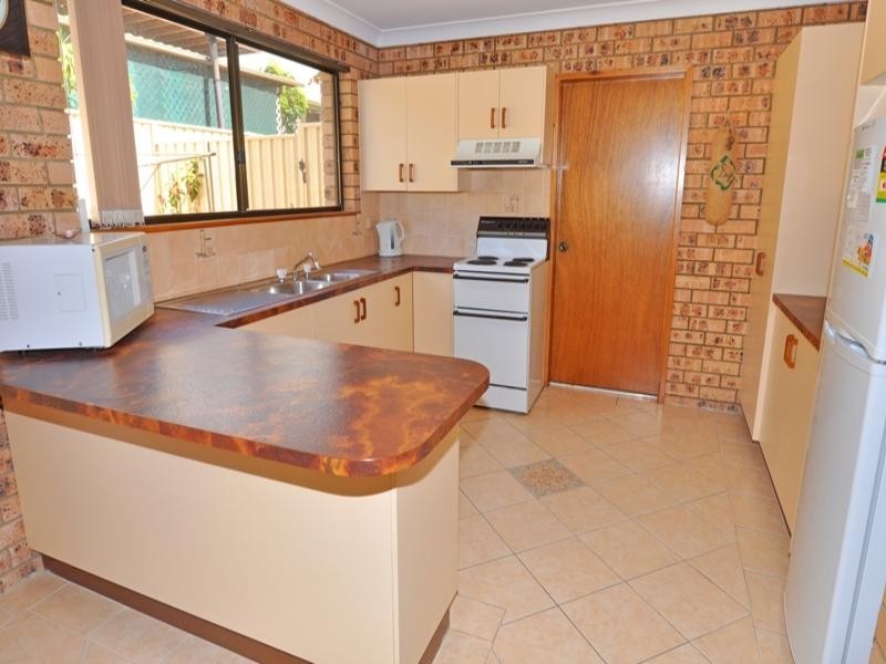 4/14 Davies Street, Mollymook NSW 2539